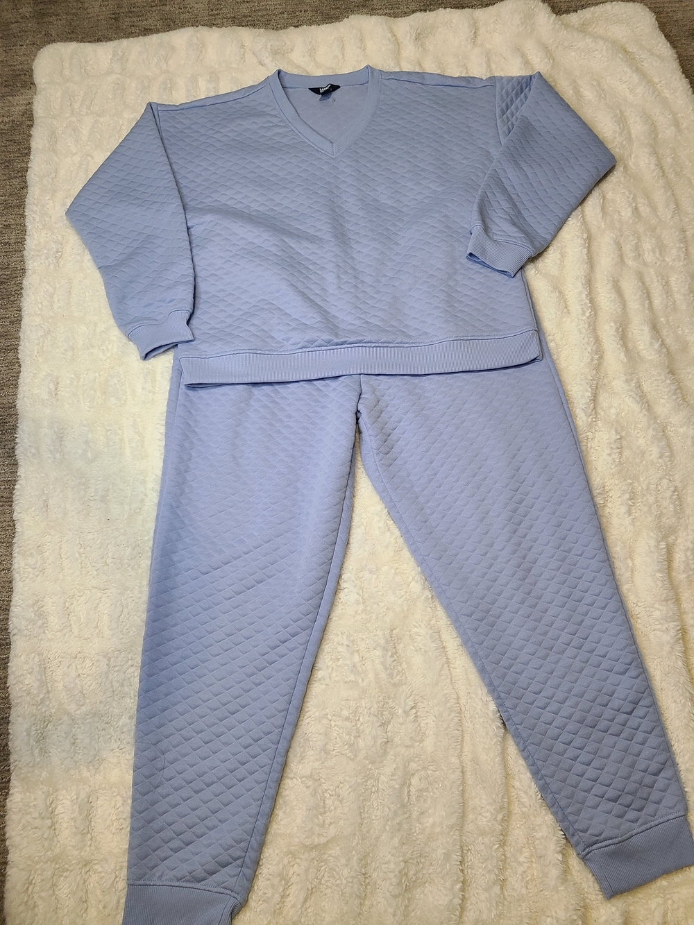 Lands' End Quilted Light Blue V-Neck Lounge Set Size L